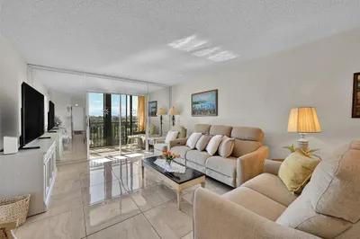 2350 NE 14th Street Causeway #Unit 609 1