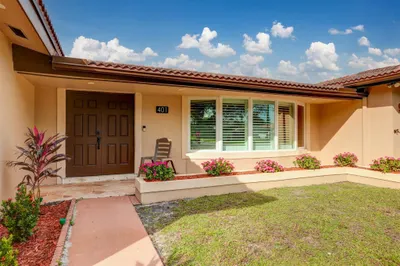 401 SW 55th Ave 1