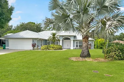 4105 Smokey Pines Court 1
