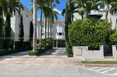 261 Navarre Ave #C-4 1