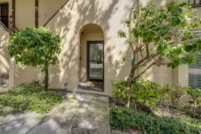 4150 Highway A1a #111 1