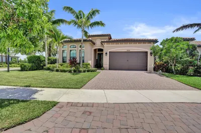 7655 Seacoast Drive 1