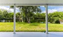 2802 Washington Dr Photo