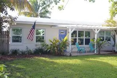 1450 NE 32nd Street 1