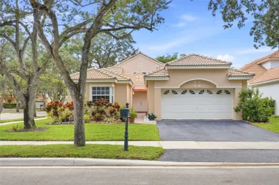 1211 Bayview Cir 1