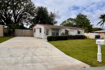 5771 NW 24th Court 1
