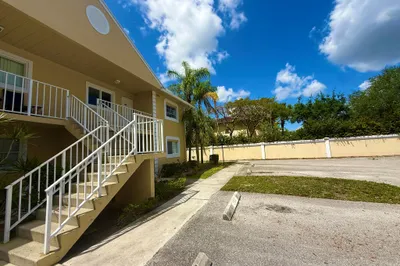 208 Palm Beach Trace Drive 1