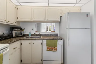 2998 NW 48th Ter #424 1
