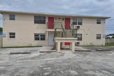 944 W 10TH Street #1 1
