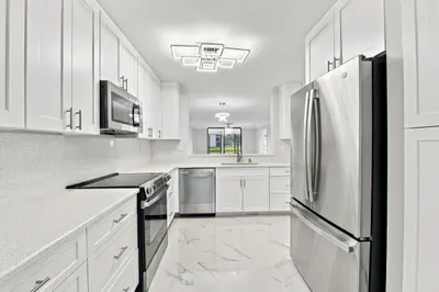 15324 LAKES OF DELRAY Boulevard #105 1