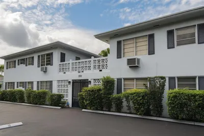 1500 S 20th Avenue #1-10 1