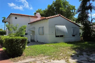 1257 Alton Rd 1