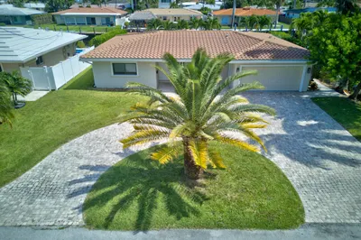 2542 SE 10th Street 1