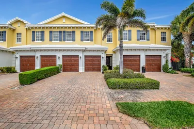 205 Mariner Court 1