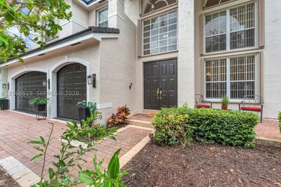 19500 SW 39th Ct 1