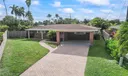 Big lot and pavered driveway