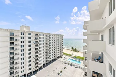 3221 S Ocean Boulevard #902 1