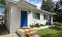 633 NE 4th Ct #1 Photo