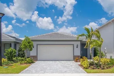 4520 Jolly Roger Manor 1