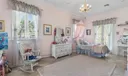 685 Harbor Ln Photo