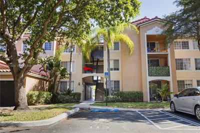 2123 Renaissance Blvd #201 1