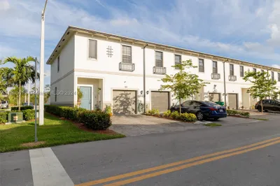 1101 SW 6th Ct 0 1