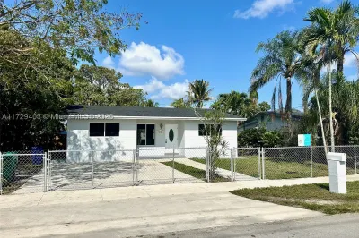 4341 NW 167th Ter 1
