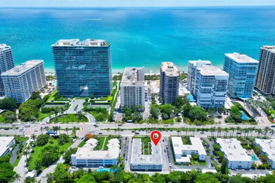 10178 Collins Ave #102 1