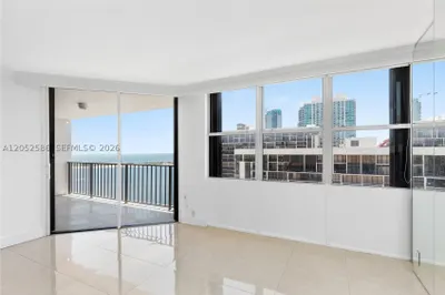 1901 Brickell Ave #B1903 1