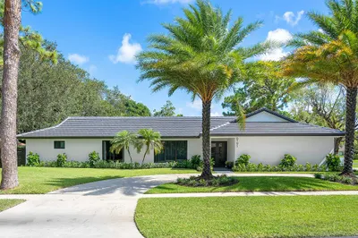 6795 Giralda Circle