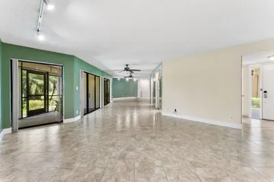 5800 Camino Del Sol #102 1