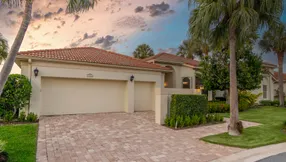Just Listed | Luscious in Lantern Bay | 3522 Lantern Bay Drive