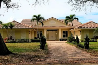 18120 SE Heritage Drive 1