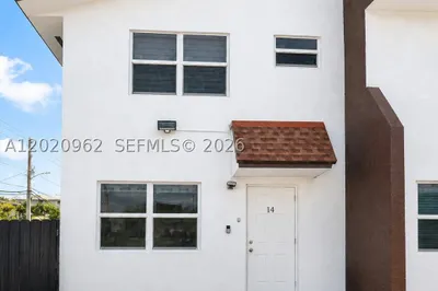 401 SW 109th Ave #14 1