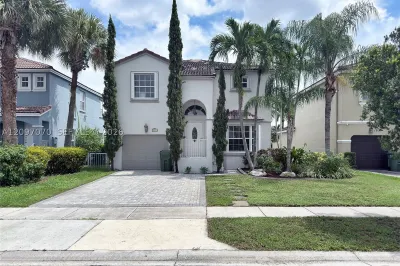 199 NW 152nd Ave 1