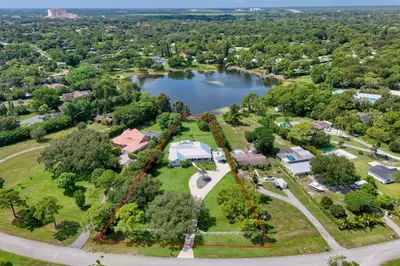 4628 Square Lake Drive 1