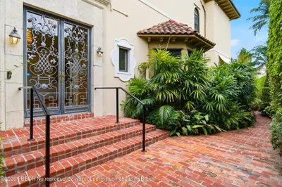 245 Brazilian Avenue #1 1