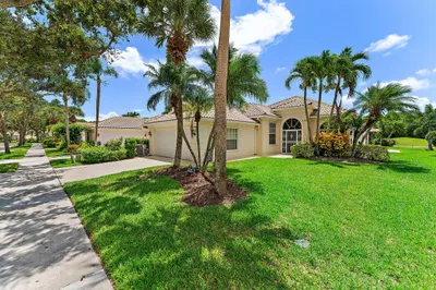 8485 SE Palm Hammock Lane 1