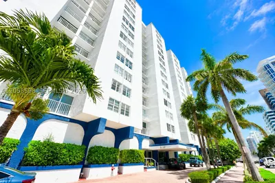 6450 Collins Ave #1001 1