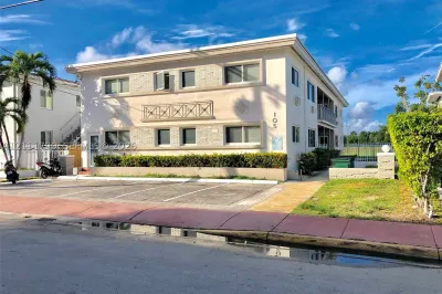105 S Shore Dr #5 1