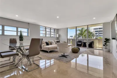 800 West Ave #635 1