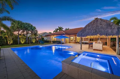 112 Manor Circle 1