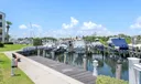 Oak Harbour Dr #522 Photo