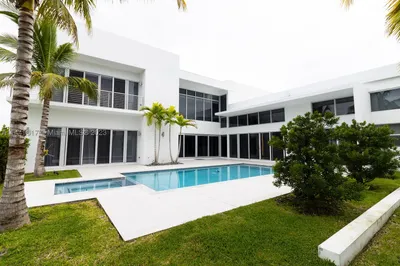 16562 Botaniko Dr S 1