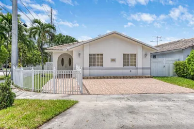 3202 W 77th Pl 1