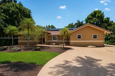 15720 SW 56th St 1
