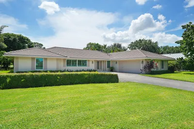 408 S Country Club Drive 1