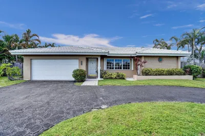 999 SE 6th Terrace 1