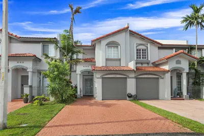 11468 NW 50th Ter 1