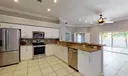 6246 Leslie Street Photo